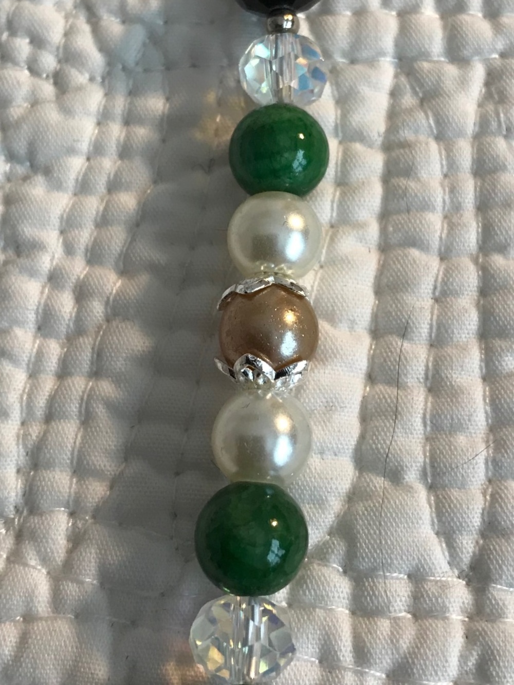 “Emerald Eclipse”: Artisan necklace - Picture 7 of 16